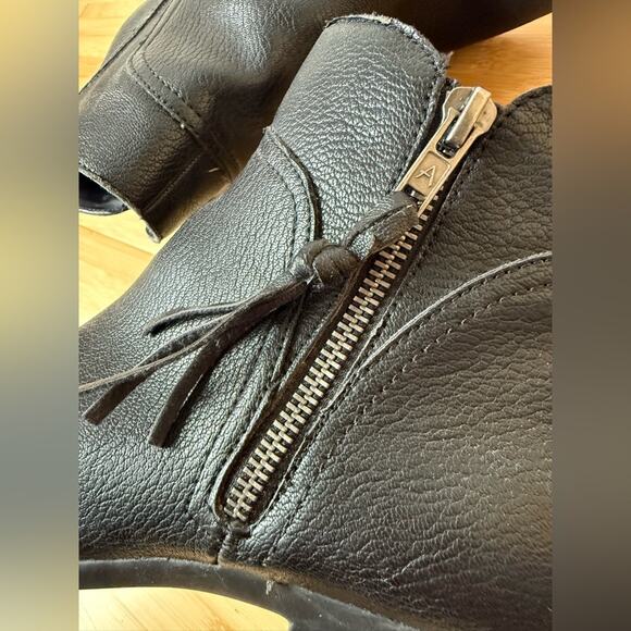 AEROSOLES ACROBATIC HEEL REST ANKLE BOOTS BLACK HEEL BOOTIES SIZE 9 - Picture 4 of 10